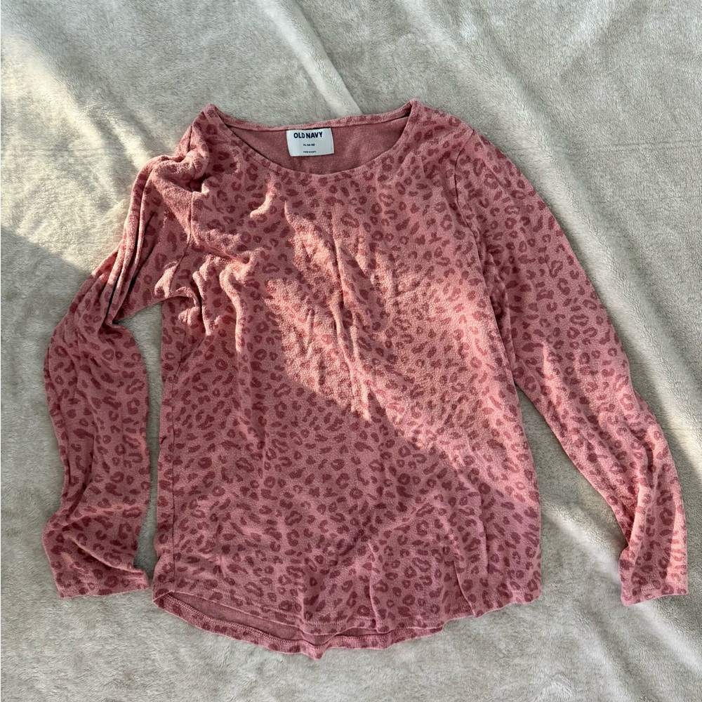 Old Navy Mauve Leopard Print Long Sleeve Top